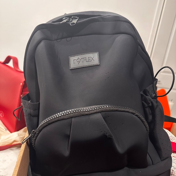 Cora backpack - Picture 2 of 7